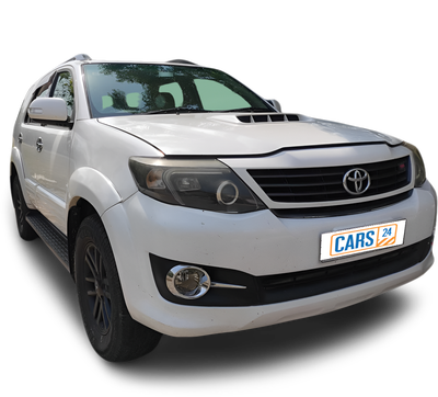 Toyota Fortuner-img